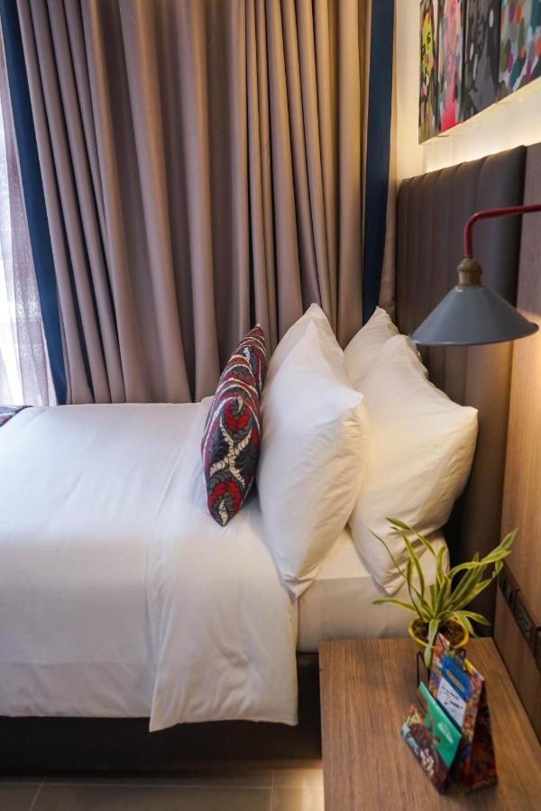 Unwnd Boutique Hotel Makati Макати Экстерьер фото