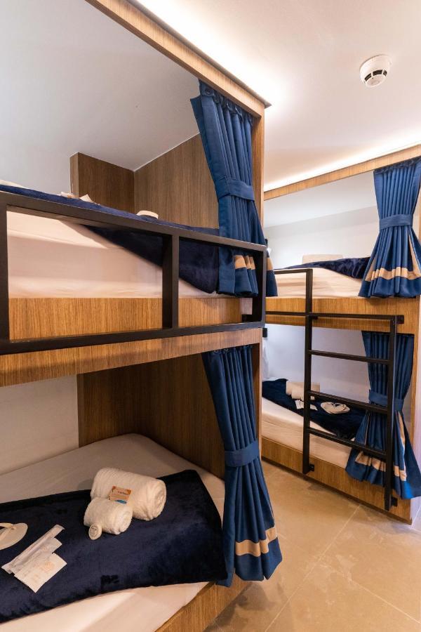 Unwnd Boutique Hotel Makati Макати Экстерьер фото