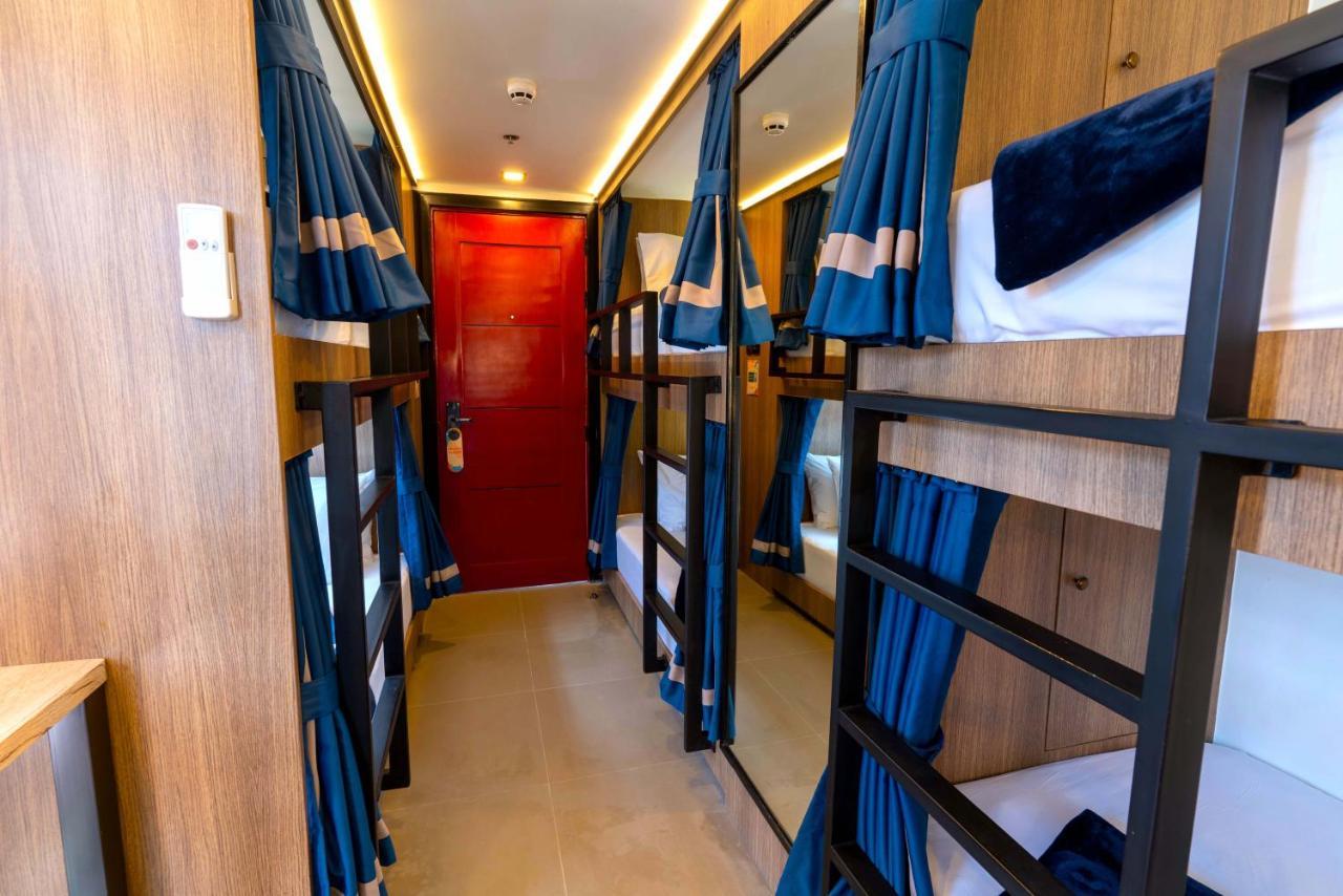 Unwnd Boutique Hotel Makati Макати Экстерьер фото